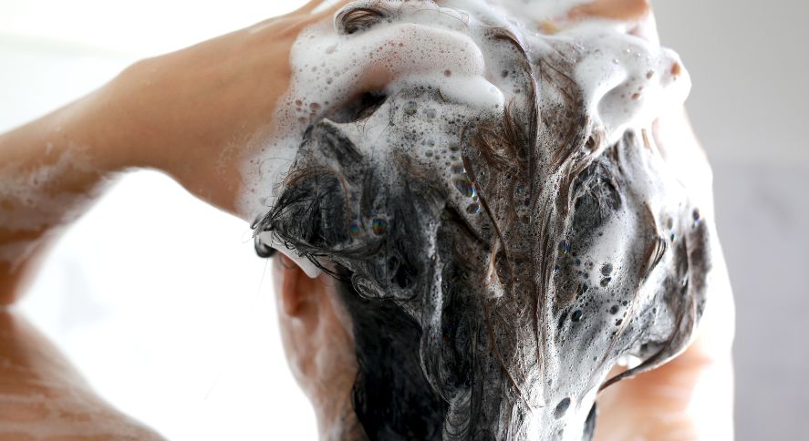 Rutina de Cabello Graso: pasos y productos
